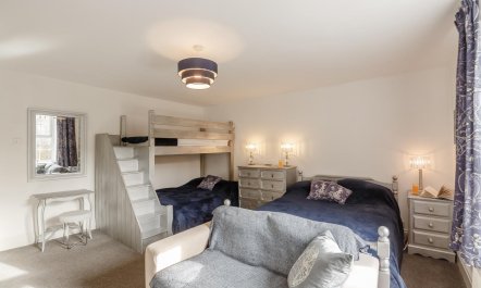 3 Bed in Llanbedrog 8