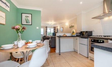 2 Bed in Padstow 8