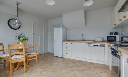 2 Bed in Woodbridge 8