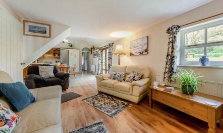 3 Bed in St Davids 3