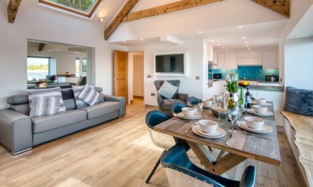 3 Bed in Llanbedrog 7