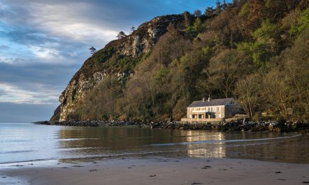 2 Bed in Llanbedrog 4