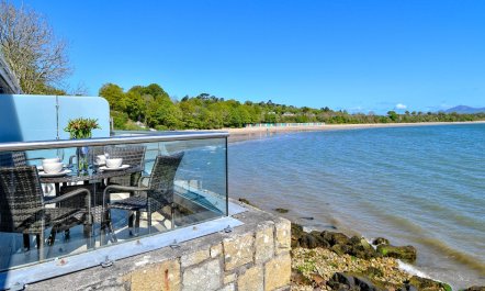 2 Bed in Llanbedrog 5