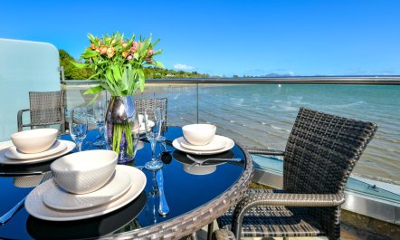 2 Bed in Llanbedrog 2