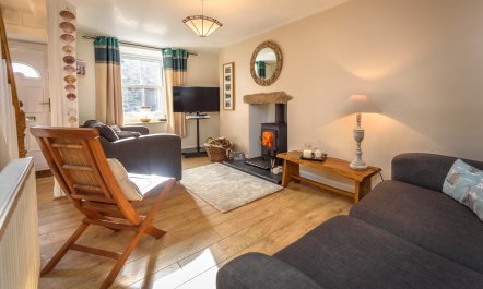 3 Bed in Llanbedrog 9