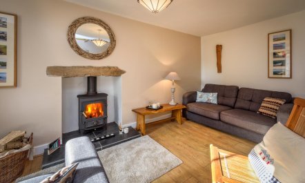 3 Bed in Llanbedrog 7