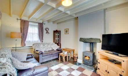 2 Bed in Dolgellau 1