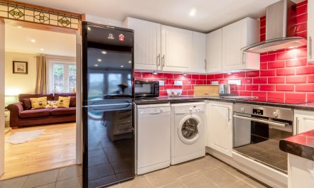 3 Bed in Middleton 9