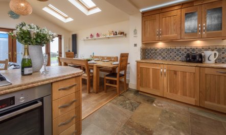 4 Bed in Mynytho 7