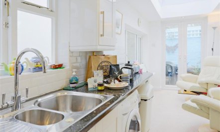 2 Bed in Southwold 5