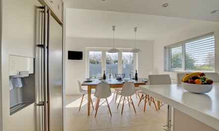 6 Bed in Constantine Bay 7