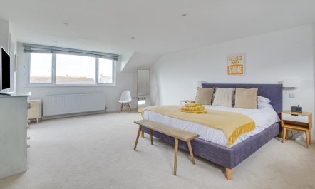 6 Bed in Constantine Bay 6