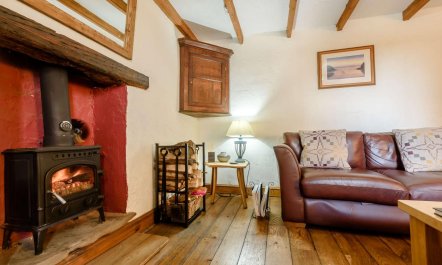 2 Bed in St Davids 5