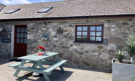 2 Bed in Y Felinheli