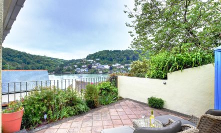 4 Bed in Kingswear