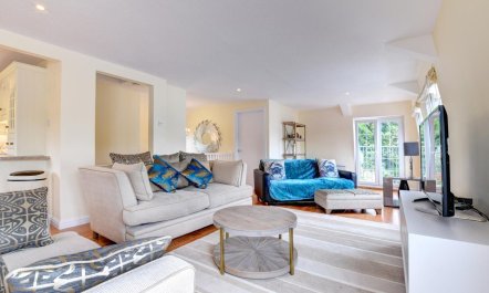 4 Bed in Kingswear 2