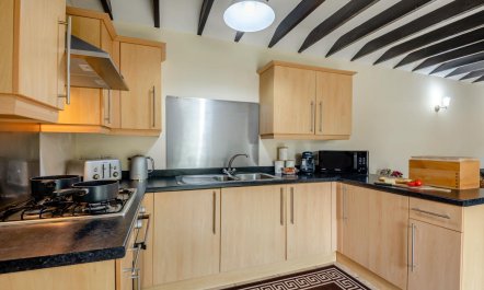 2 Bed in Whitby 2