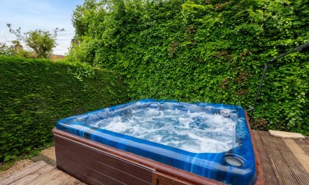 2 Bed in Near Pickering 9