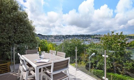 3 Bed in Kingswear
