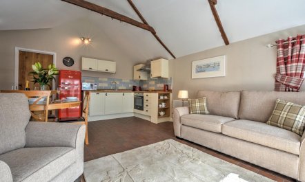 2 Bed in St. Breward 8