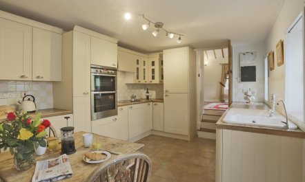 2 Bed in Aldeburgh 4