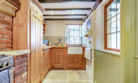 2 Bed in Whitby 8