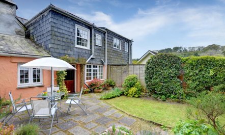 3 Bed in Looe