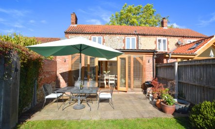 3 Bed in North Creake