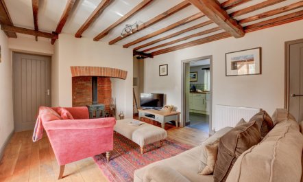 3 Bed in North Creake 1