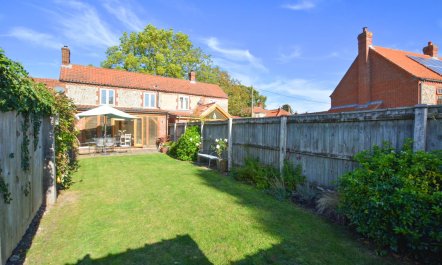 3 Bed in North Creake 8