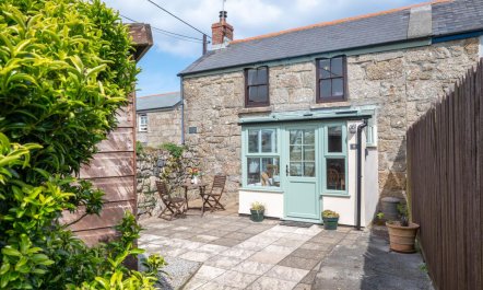 2 Bed in St Just