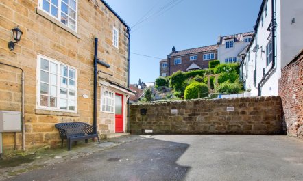2 Bed in Whitby