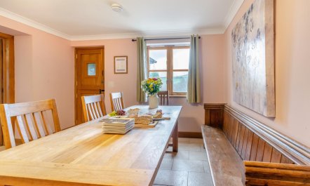 5 Bed in Devils Bridge 6