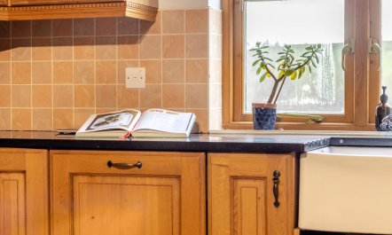 5 Bed in Devils Bridge 4