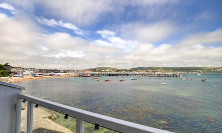 2 Bed in Swanage 3