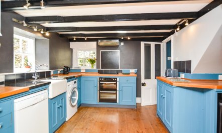 7 Bed in Mousehole 7