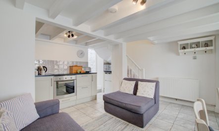 2 Bed in St Ives 3