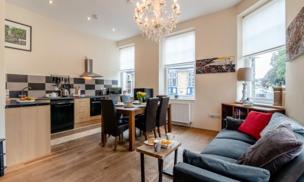 2 Bed in Richmond 1