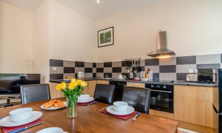 2 Bed in Richmond 5