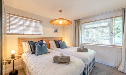 2 Bed in Dartmouth 3