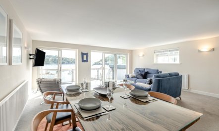 2 Bed in Dartmouth 6