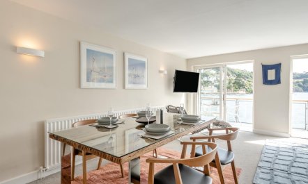 2 Bed in Dartmouth 8