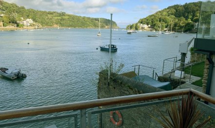 2 Bed in Dartmouth 8