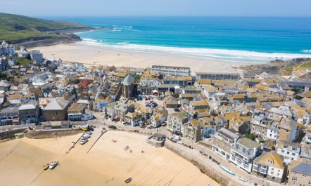 4 Bed in St Ives 7