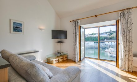 2 Bed in Porthleven