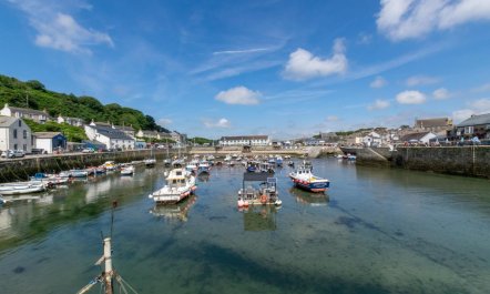 2 Bed in Porthleven 4