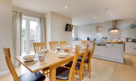 4 Bed in Southwold 9