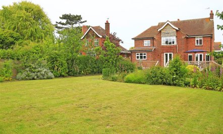 4 Bed in Southwold 5