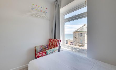 2 Bed in Swanage 7
