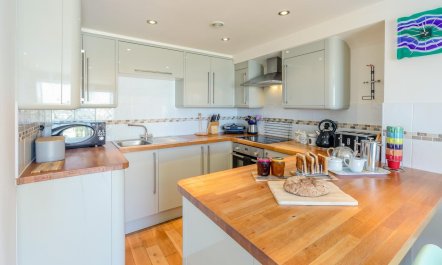 2 Bed in St Ives 4